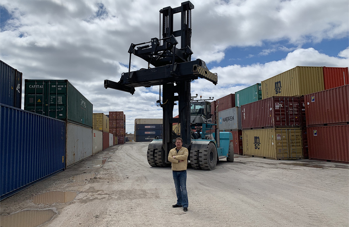 Empty Cmptainer Handler 26 52 Tons 05