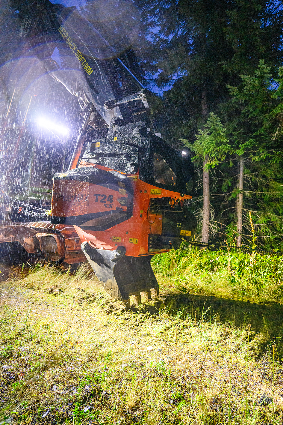 Timbermax T24HDX Inst.JD959M USA.24 2