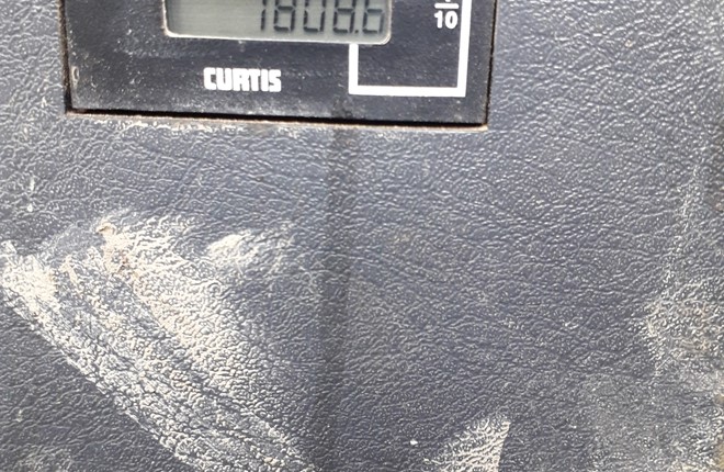 MA126043 (D129255) Hyundai 320LC 9 (2)