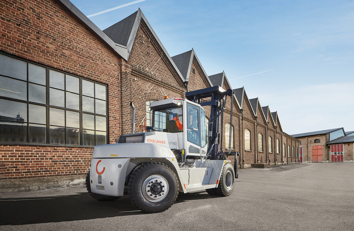 Liftace Forklift 01