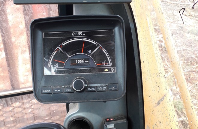 MA126043 (D129255) Hyundai 320LC 9 (3)