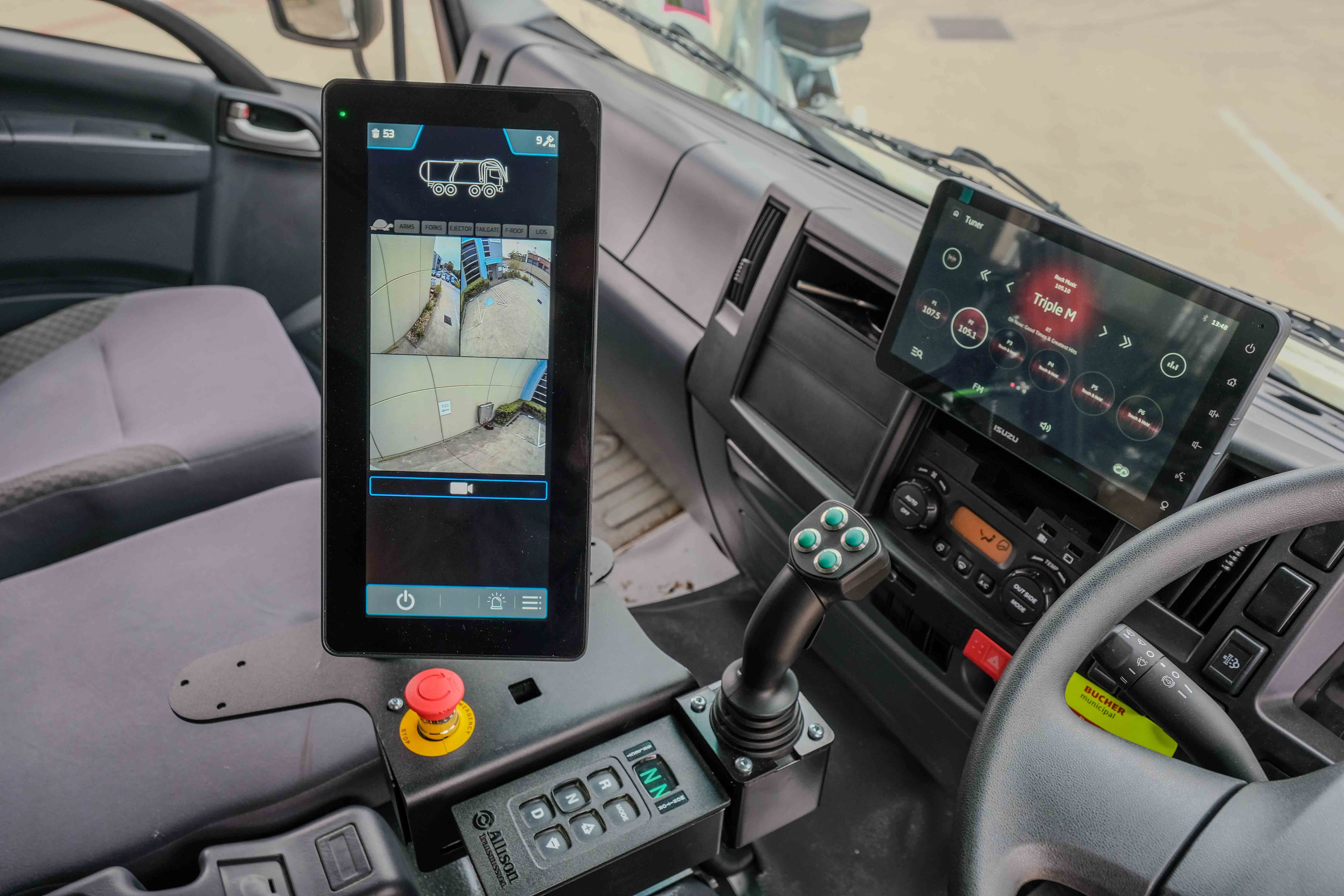 Isuzu FVY 240 300 X Bucher Force 285 10Lores