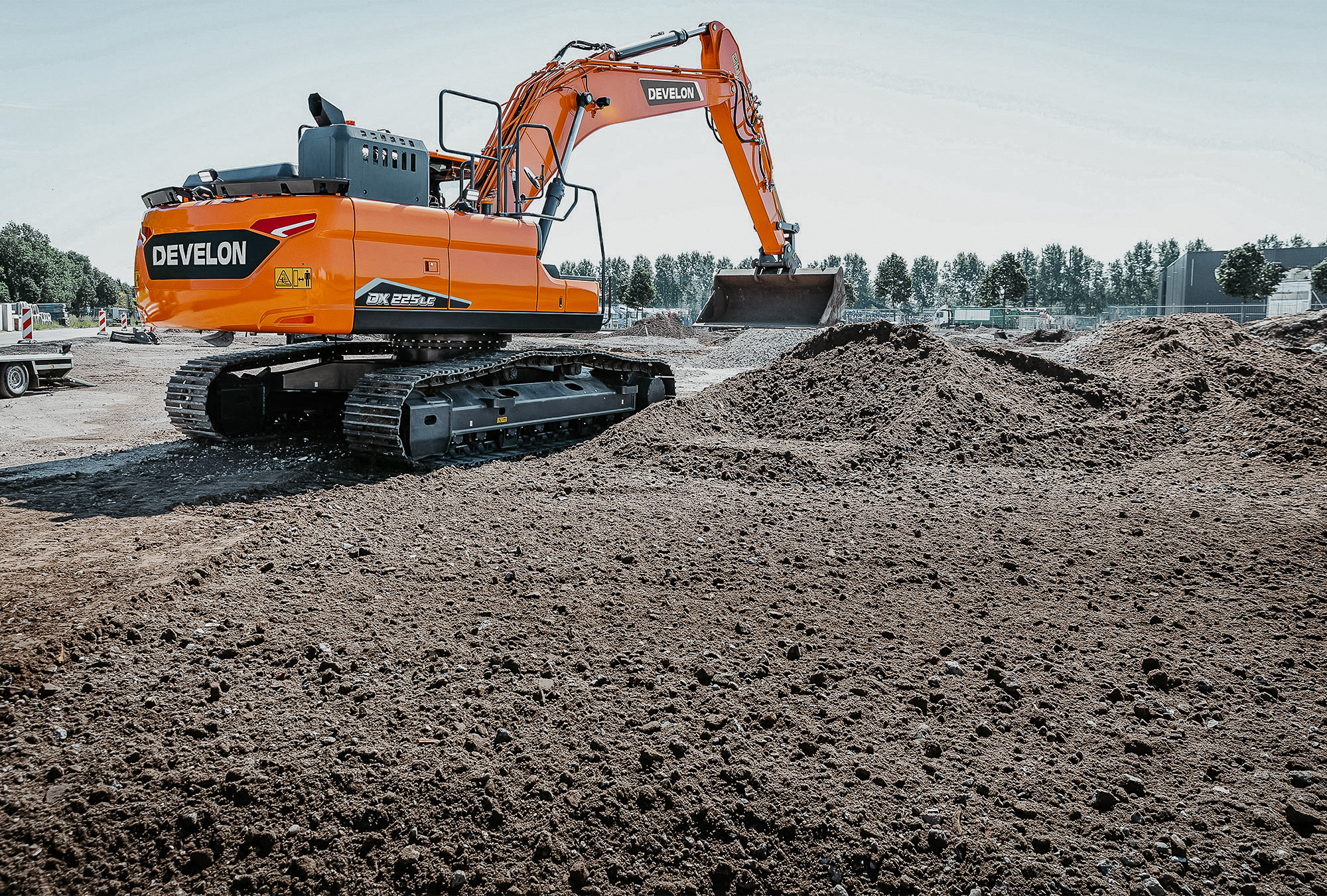 DEVELON DX225LC in NZ